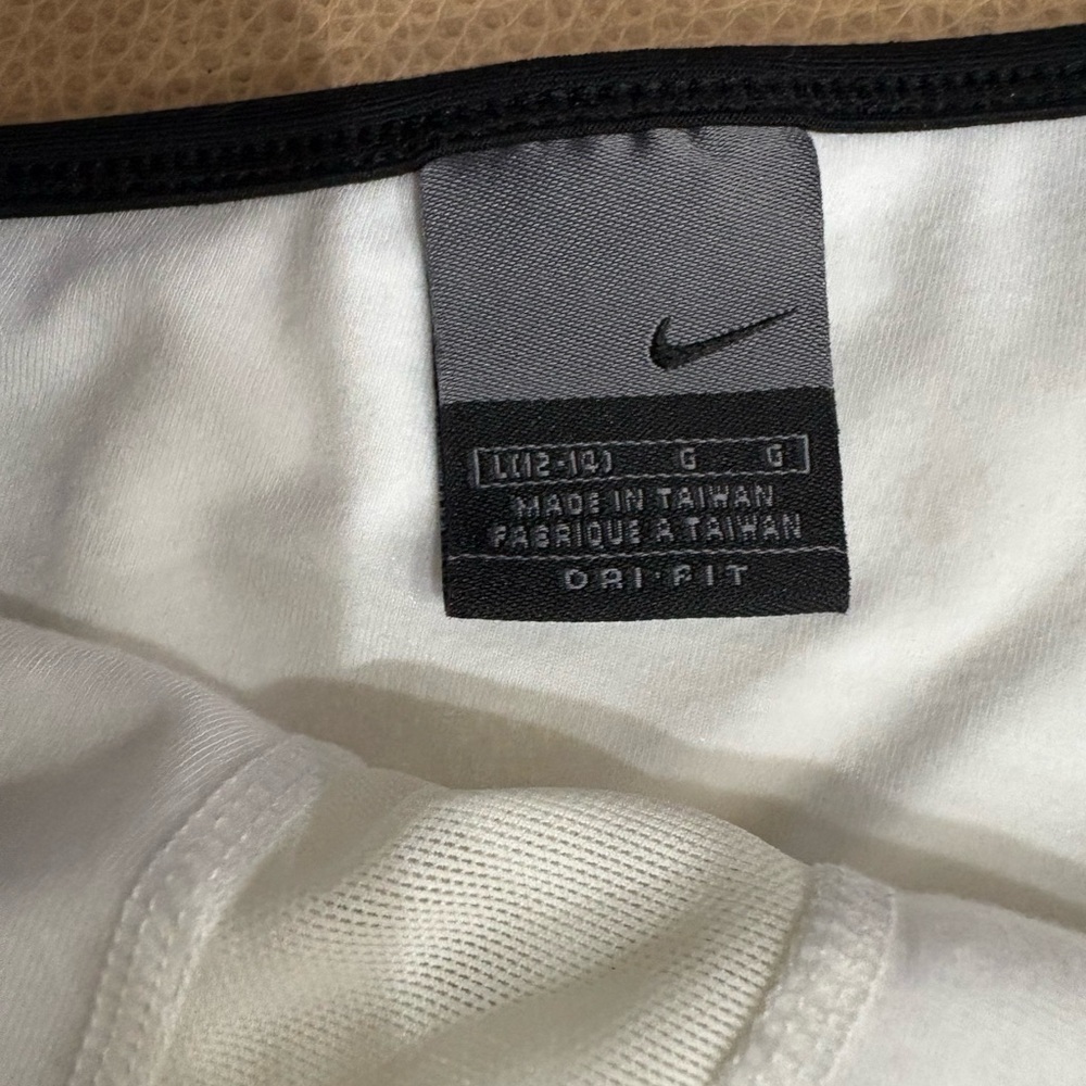Nike Dri-FIT White and Black Apparel - Picture 2 of 9